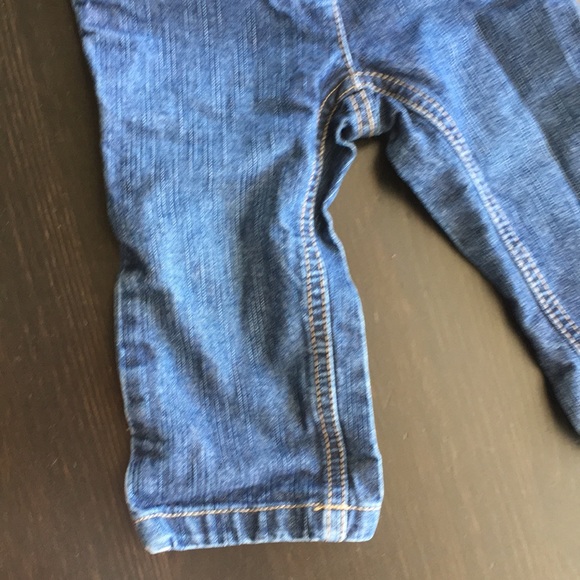 3/$25 George Dark Wash Jeans with Heart Pockets - Picture 3 of 7